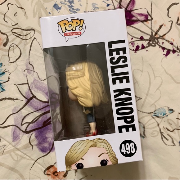 💛 Original Leslie Knope Parks and Rec Funko Pop Figure - Picture 5 of 7